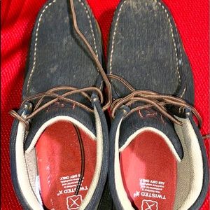 Twisted X Steel Toe Driving Mocs
Size 12
Worn 1 Time